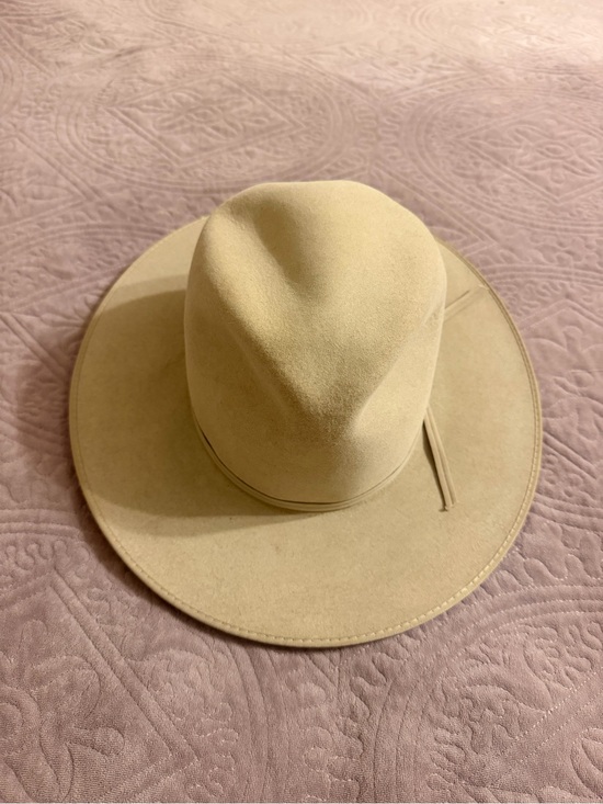 Stetson Other - Stetson Cream Wide Brim Wool Felt Hat